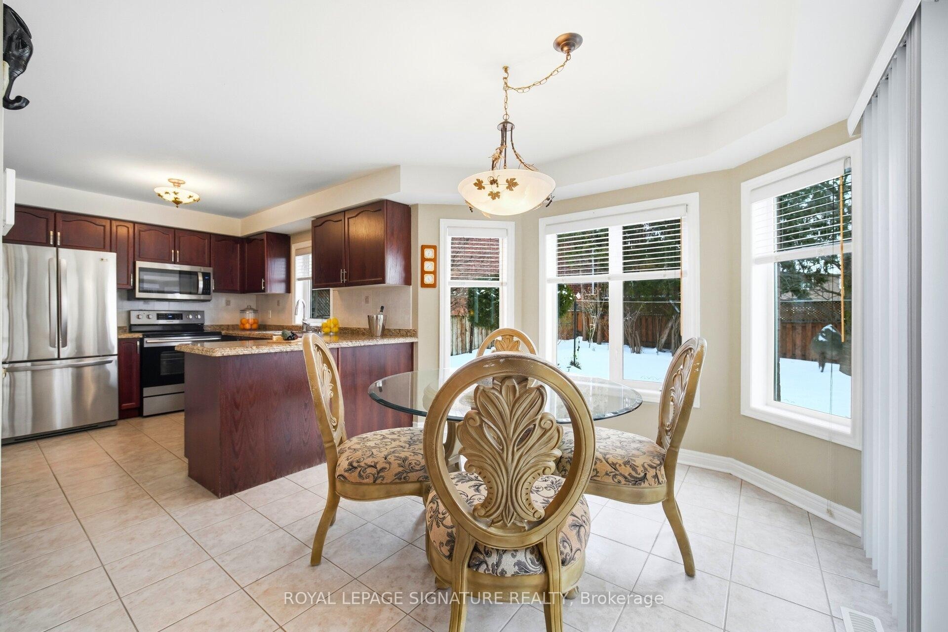 52 Durham Street, Halton Hills, ON - Indoor