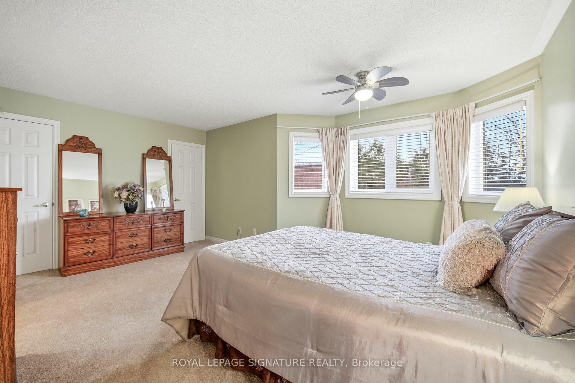 52 Durham Street, Halton Hills, ON - Indoor Photo Showing Bedroom