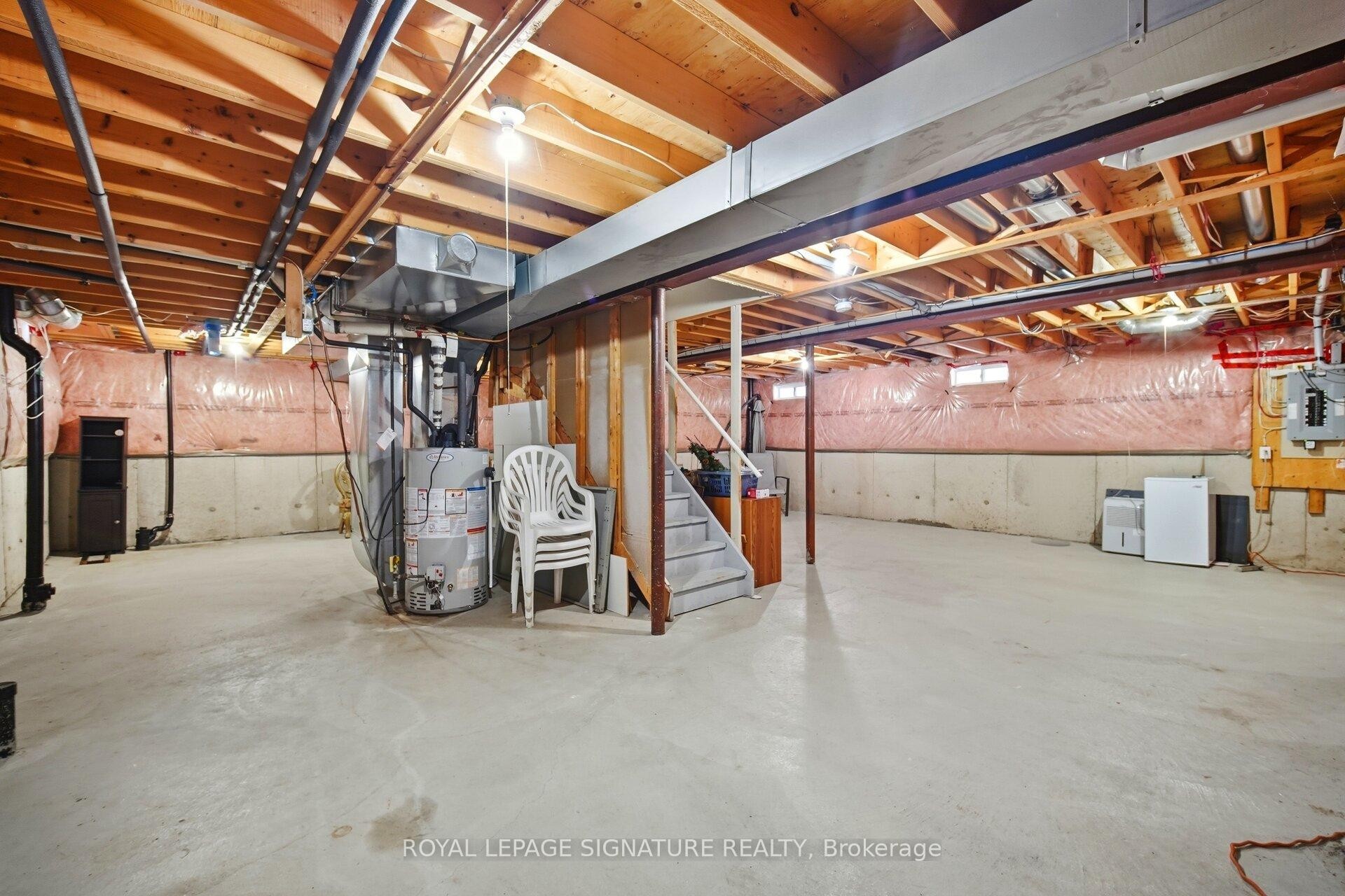 52 Durham Street, Halton Hills, ON - Indoor Photo Showing Basement