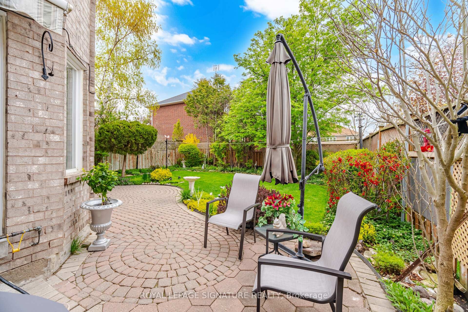 52 Durham Street, Halton Hills, ON - Outdoor