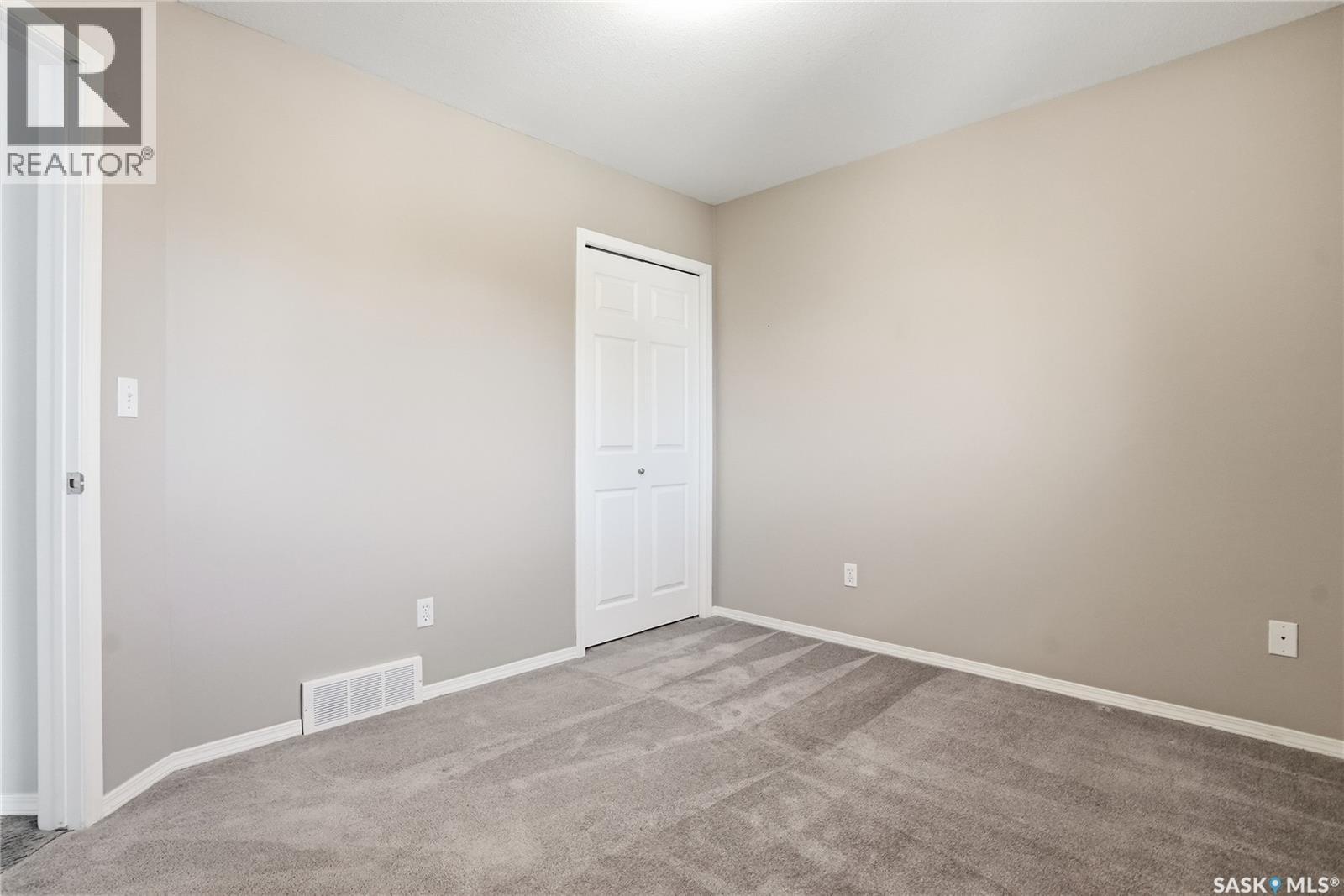 1426B C Avenue N, Saskatoon, SK - Indoor Photo Showing Other Room