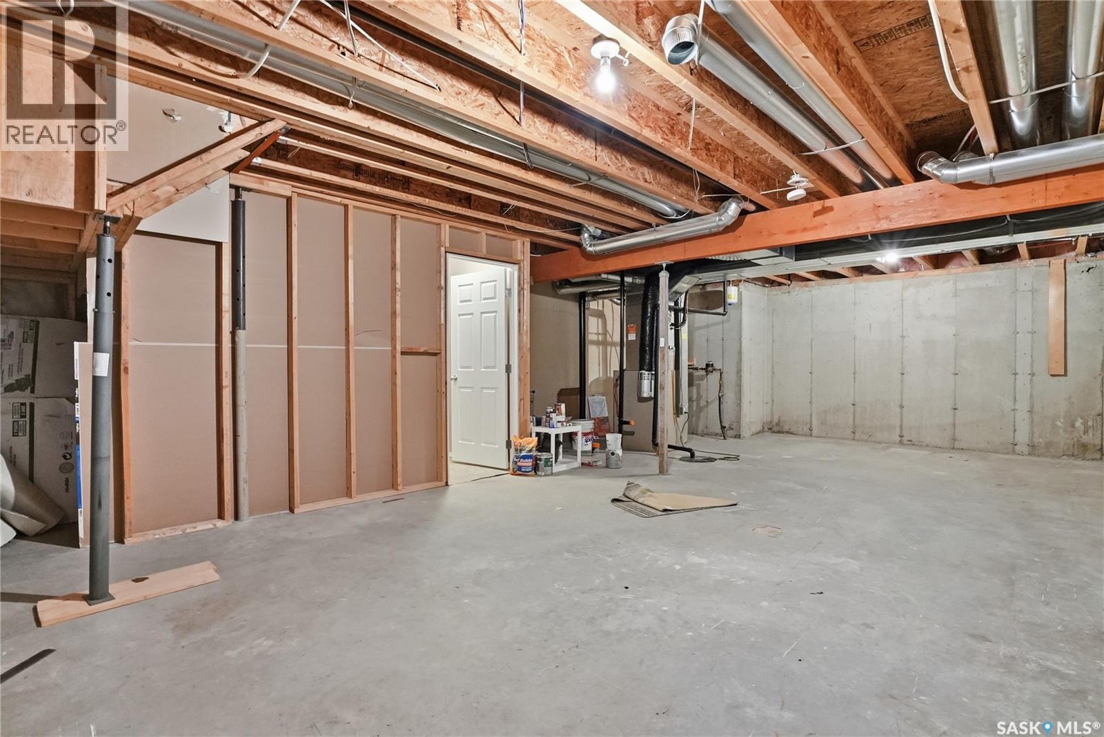 1426B C Avenue N, Saskatoon, SK - Indoor Photo Showing Basement