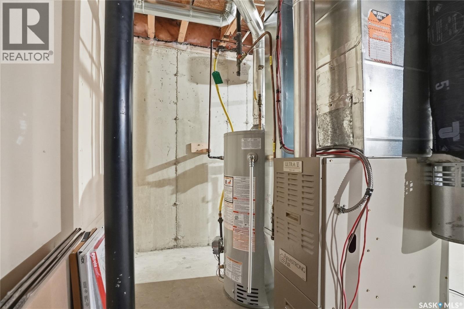 1426B C Avenue N, Saskatoon, SK - Indoor Photo Showing Basement