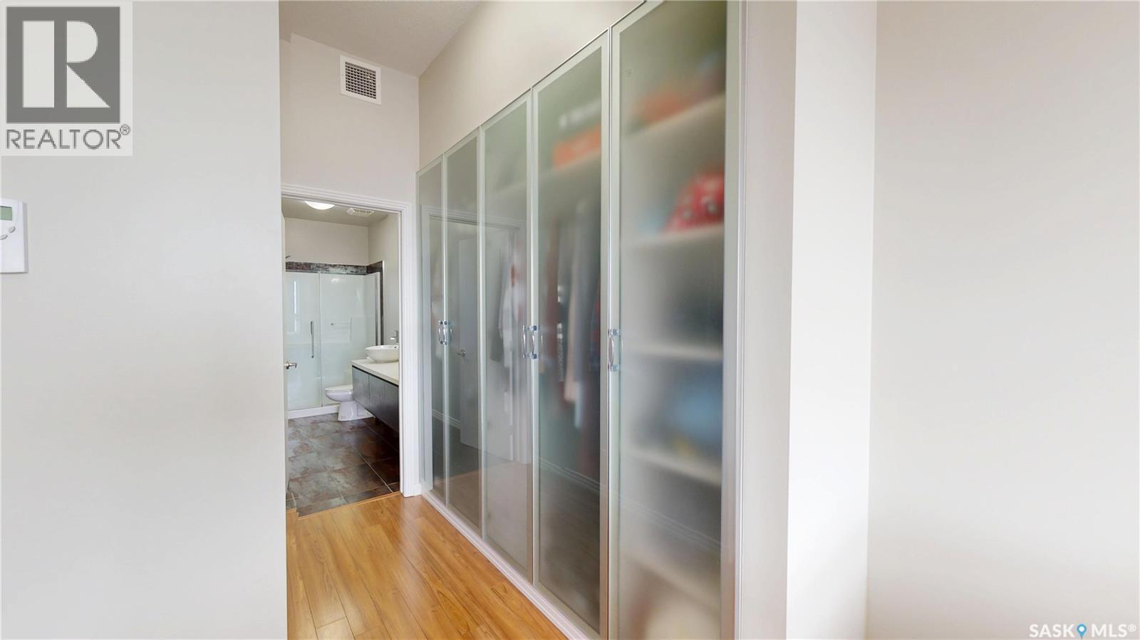 312 235 Evergreen Square, Saskatoon, SK - Indoor