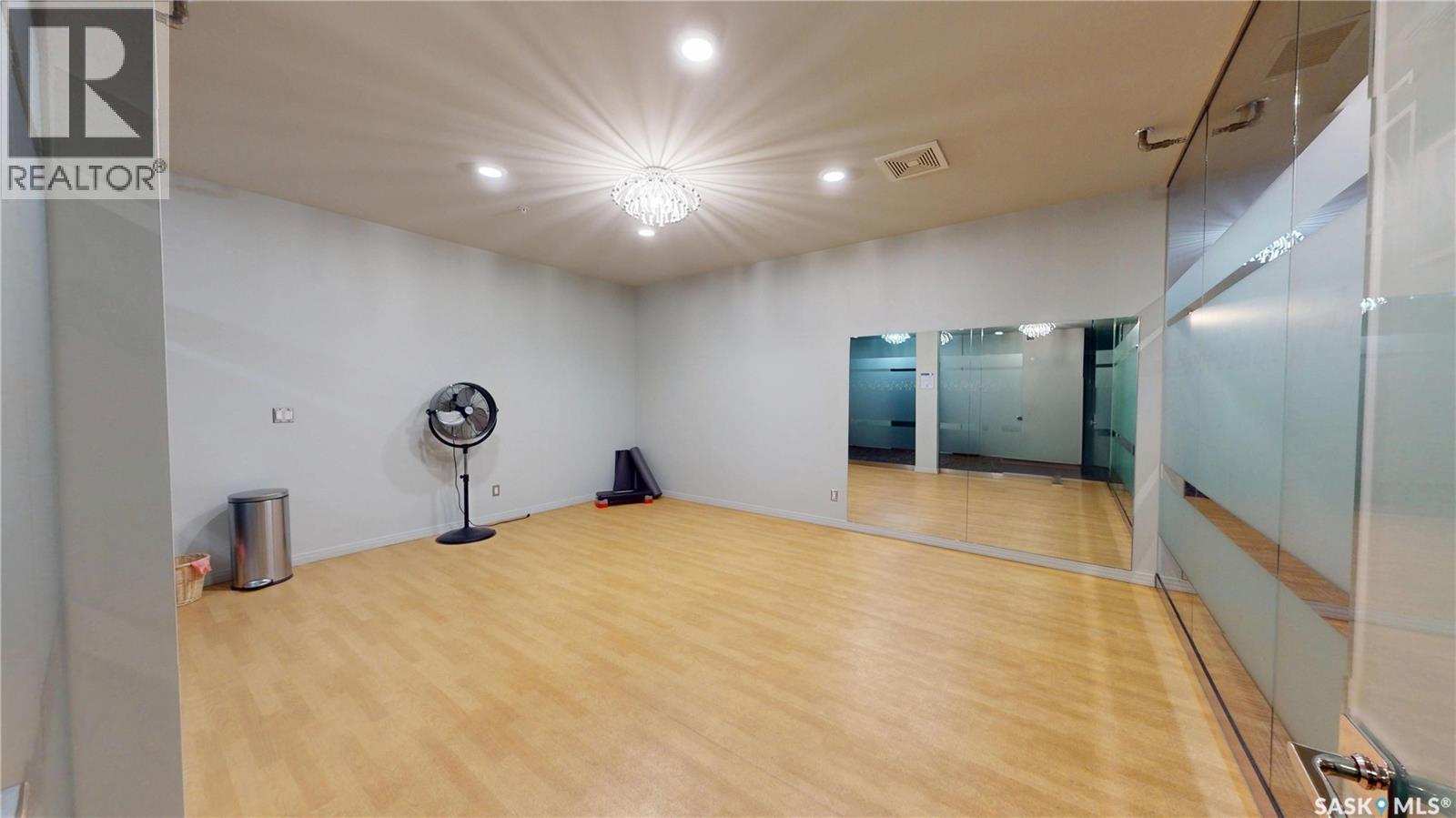 312 235 Evergreen Square, Saskatoon, SK - Indoor