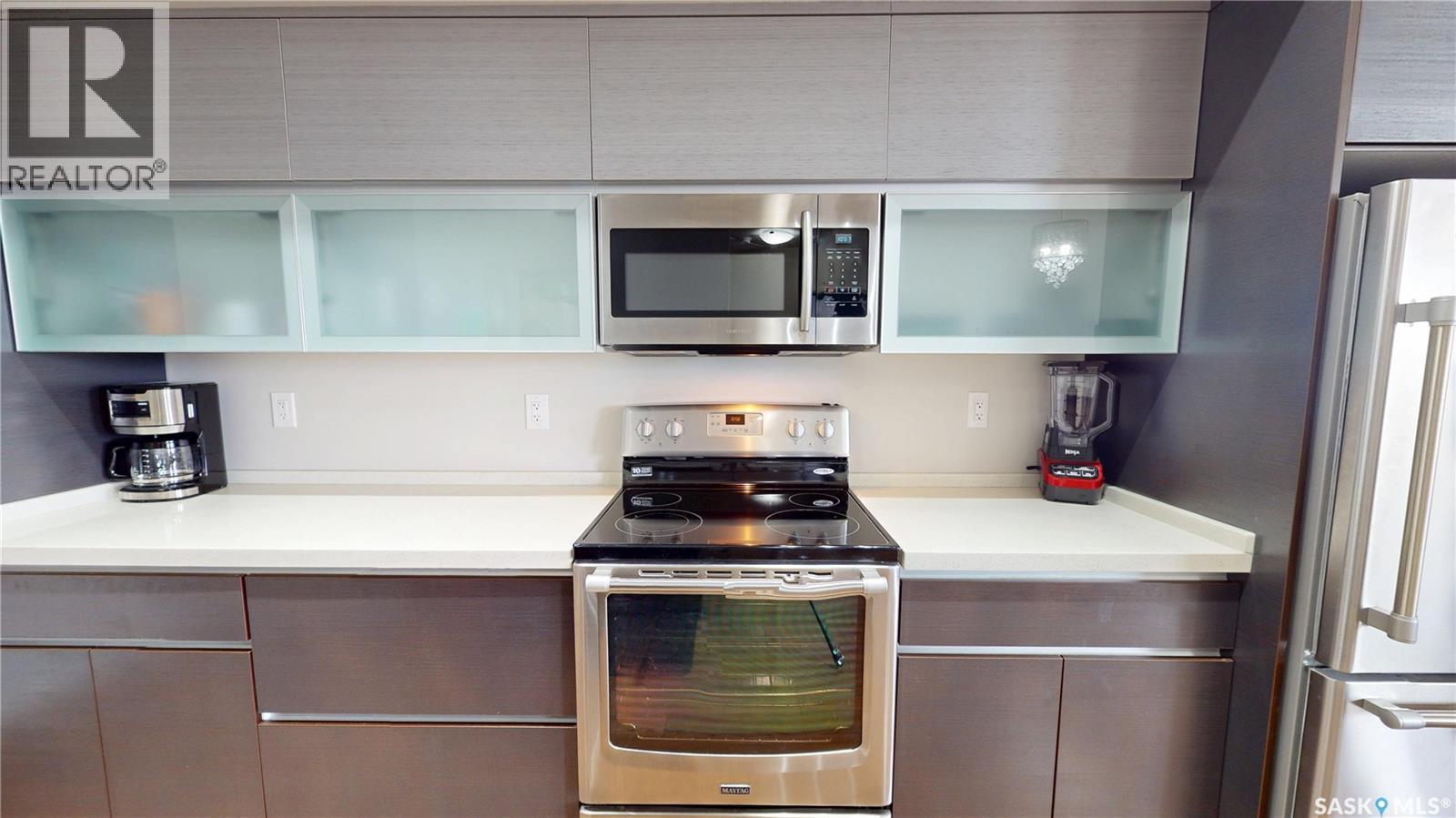 312 235 Evergreen Square, Saskatoon, SK - Indoor Photo Showing Kitchen