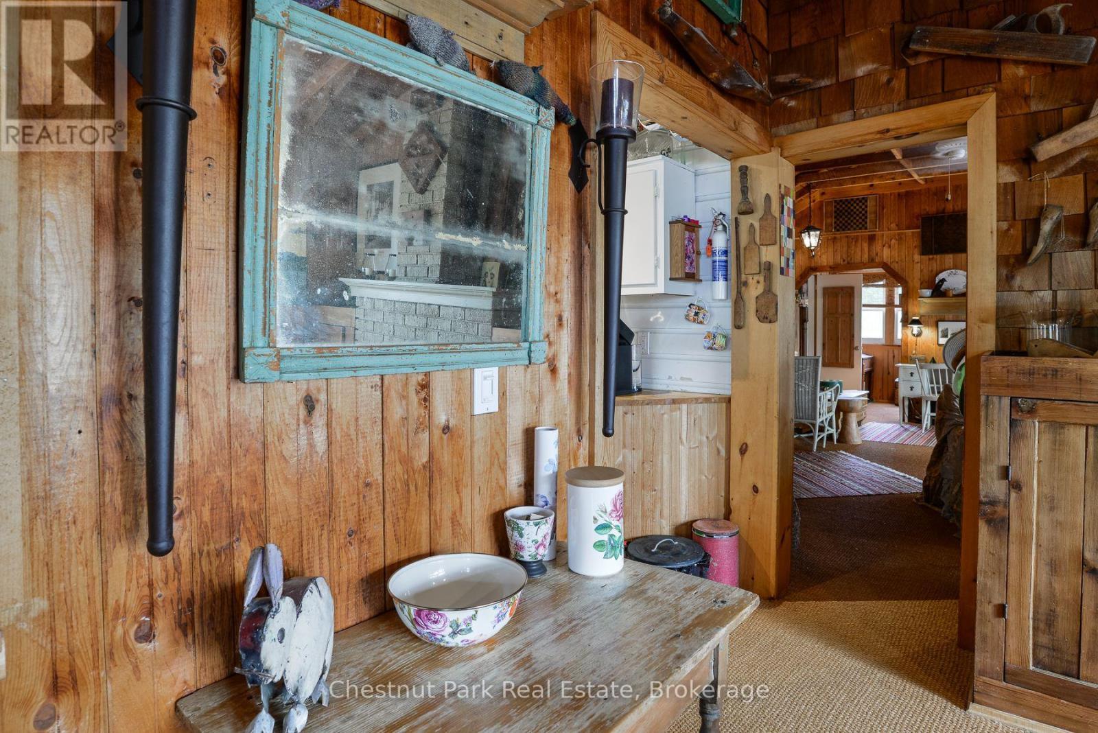 1 Rose Island, Gravenhurst (Morrison), ON - Indoor Photo Showing Other Room