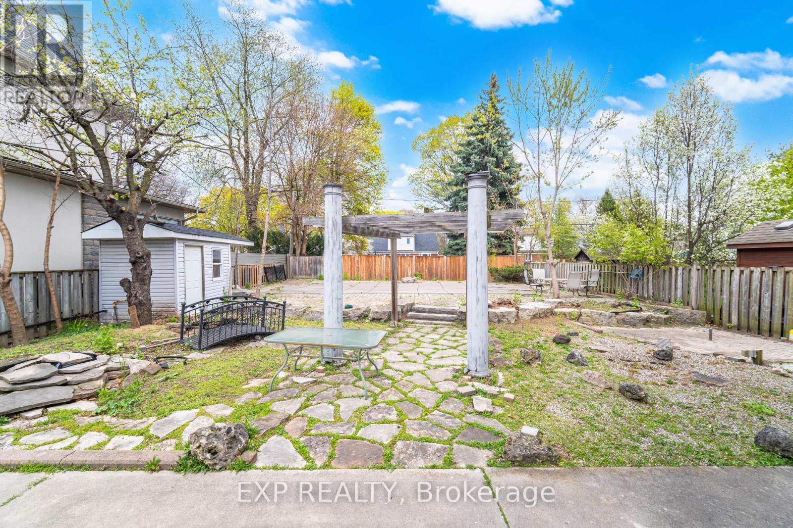 2065 Westfield Drive, Mississauga, ON - Outdoor