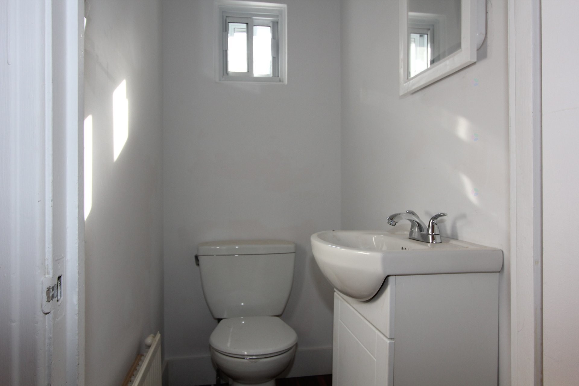 Salle d'eau - 4990 Rue Fulton, Montréal (Côte-Des-Neiges/Notre-Dame-De-Grâce), QC - Indoor Photo Showing Bathroom