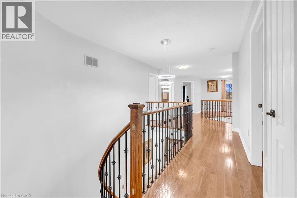 3377 Destination Drive, Mississauga, ON - Indoor Photo Showing Other Room