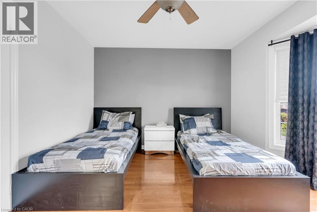 3377 Destination Drive, Mississauga, ON - Indoor Photo Showing Bedroom