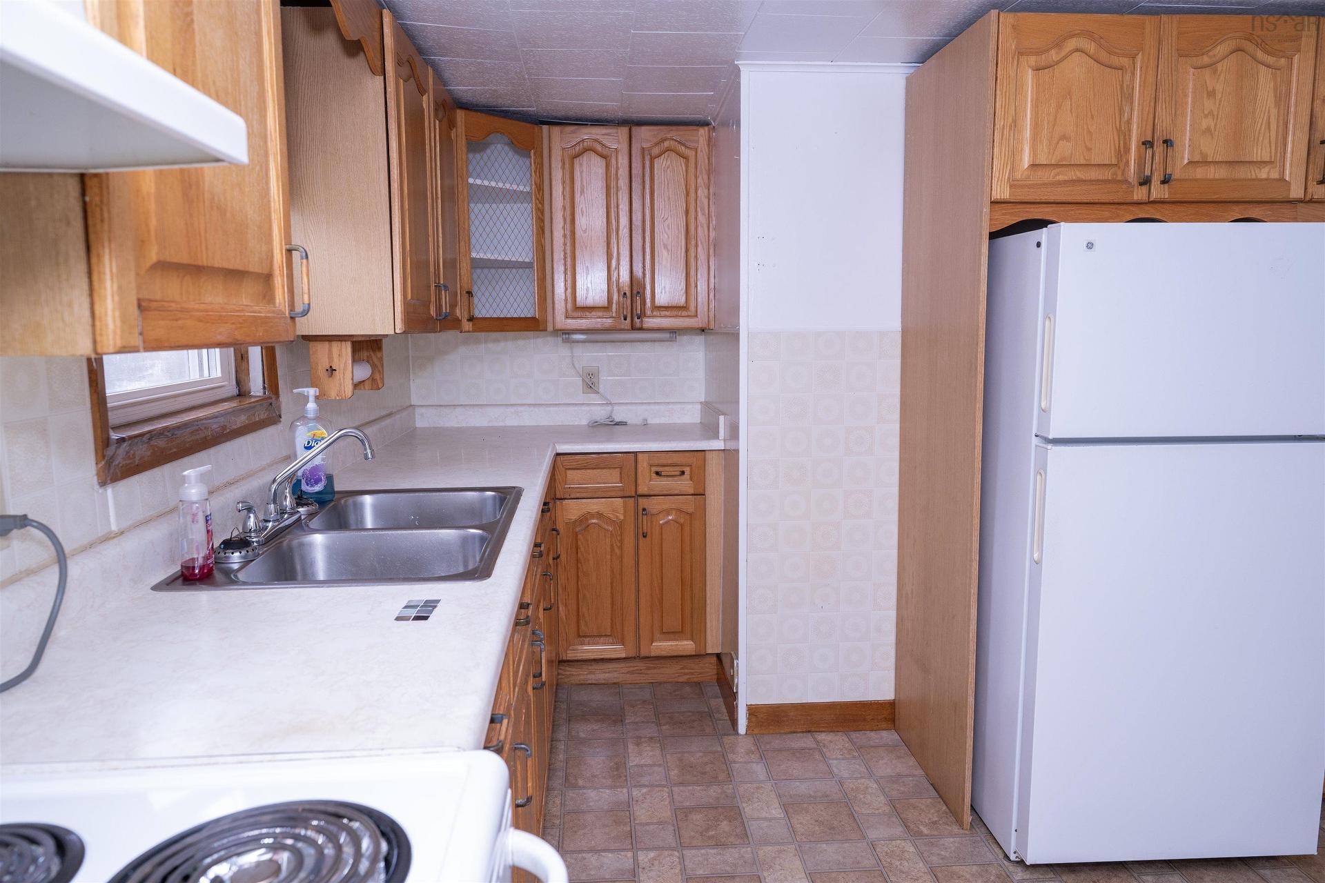 308 Lake Road, Glace Bay, NS