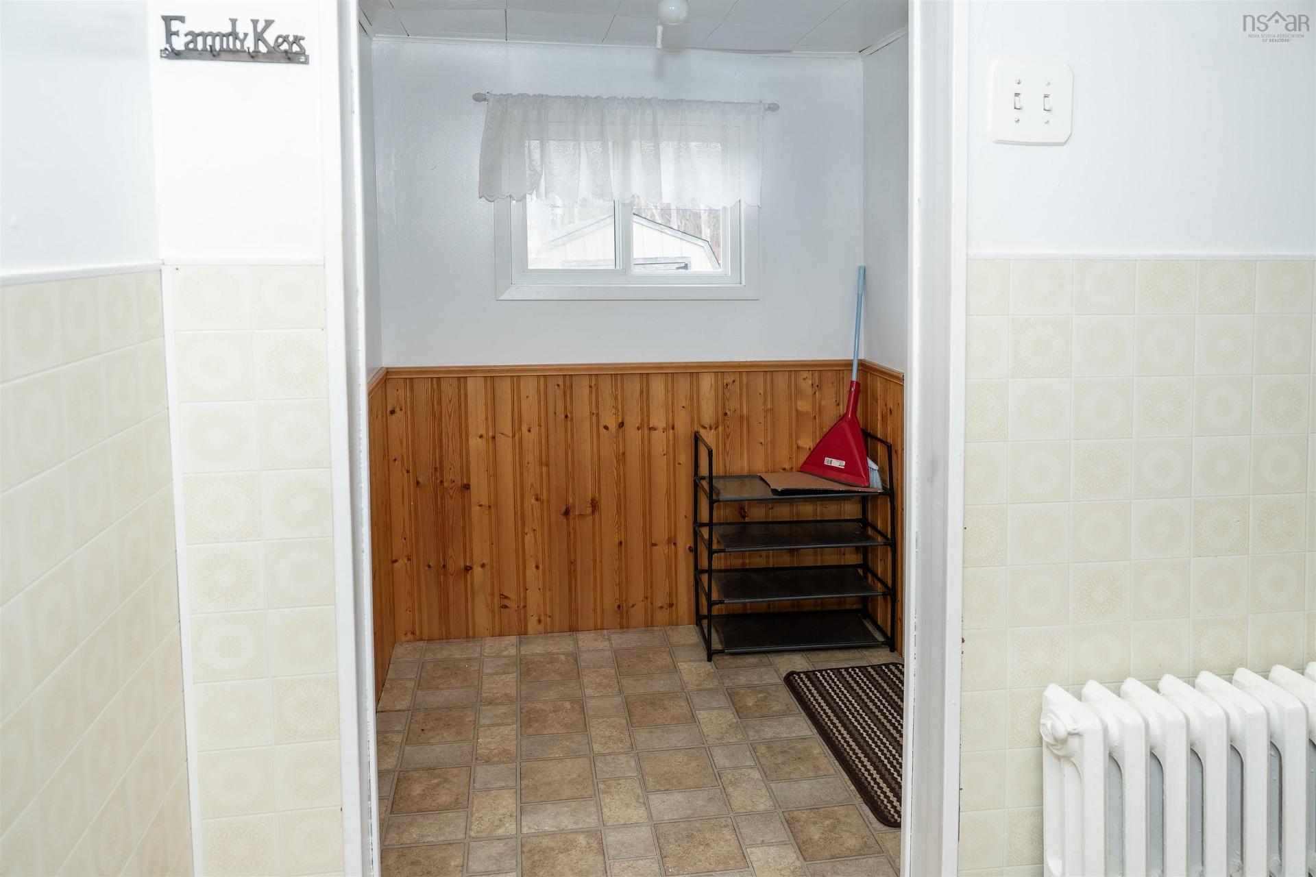 308 Lake Road, Glace Bay, NS