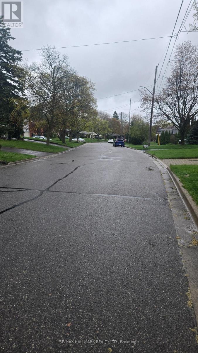 Lower Level - 106 Springdale Crescent, Oshawa, ON - Outdoor With View