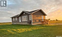 10 Jesse BAY Last Mountain Lake, SK S0G 4V0