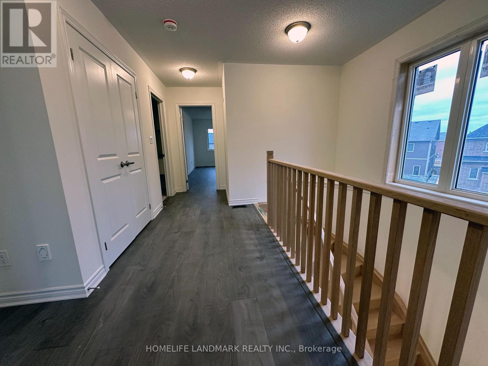 41 Sapphire Way, Thorold, ON - Indoor Photo Showing Other Room