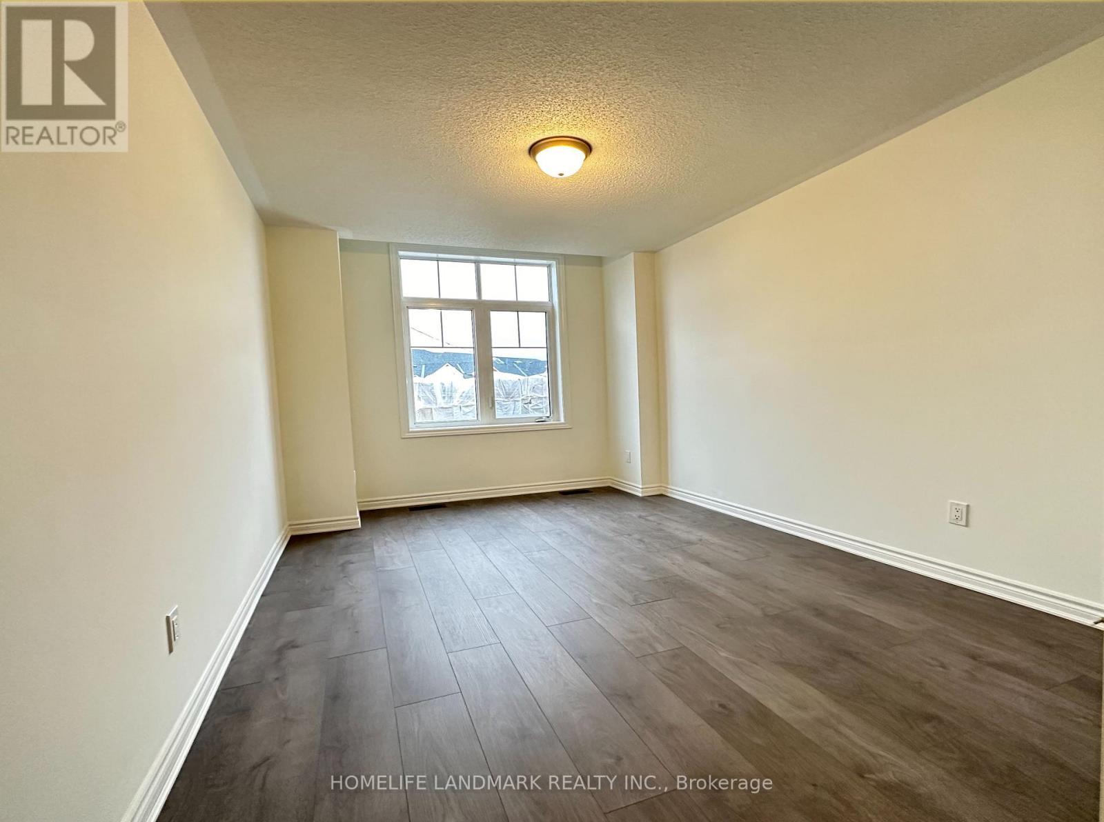 41 Sapphire Way, Thorold, ON - Indoor Photo Showing Other Room