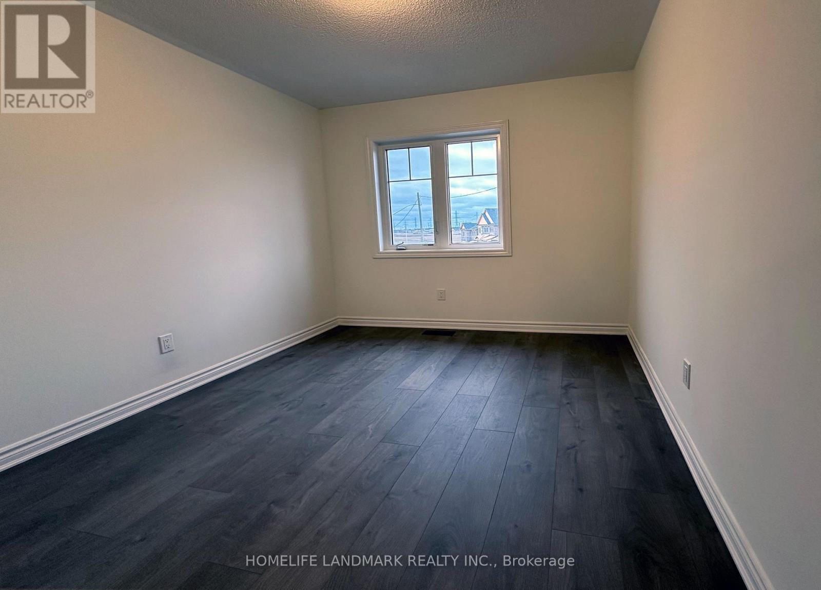 41 Sapphire Way, Thorold, ON - Indoor Photo Showing Other Room