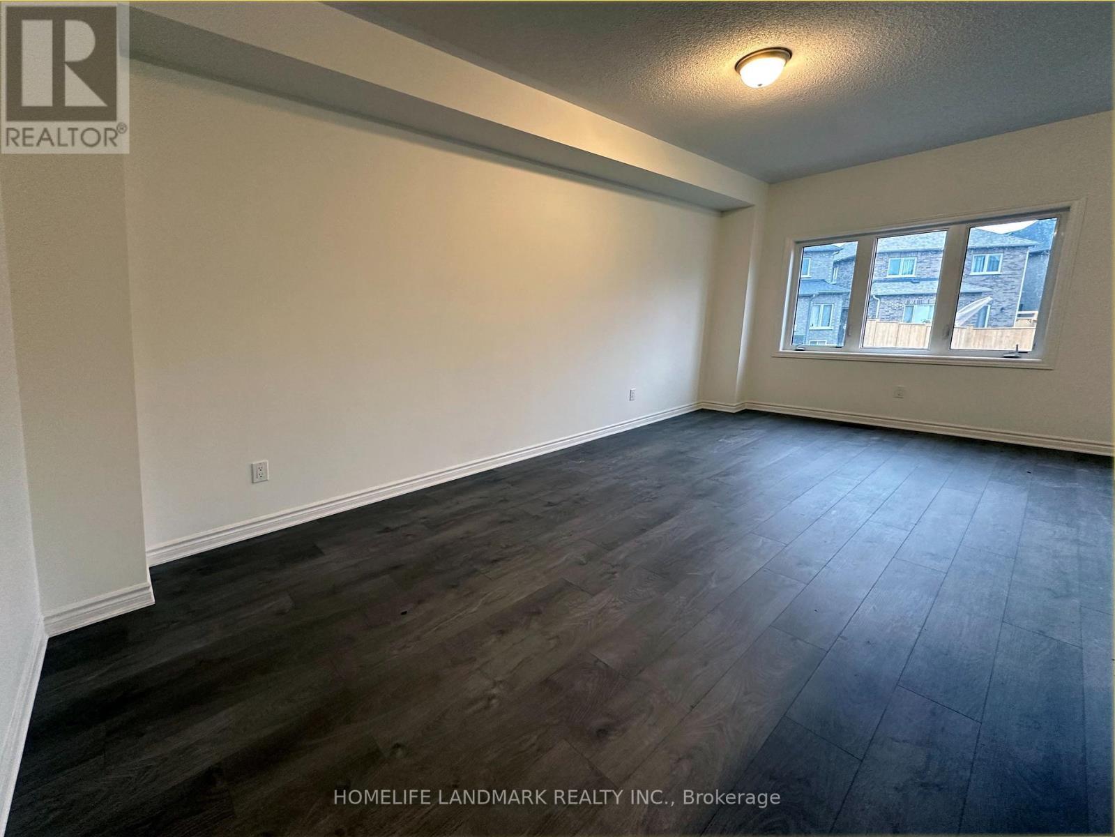 41 Sapphire Way, Thorold, ON - Indoor Photo Showing Other Room