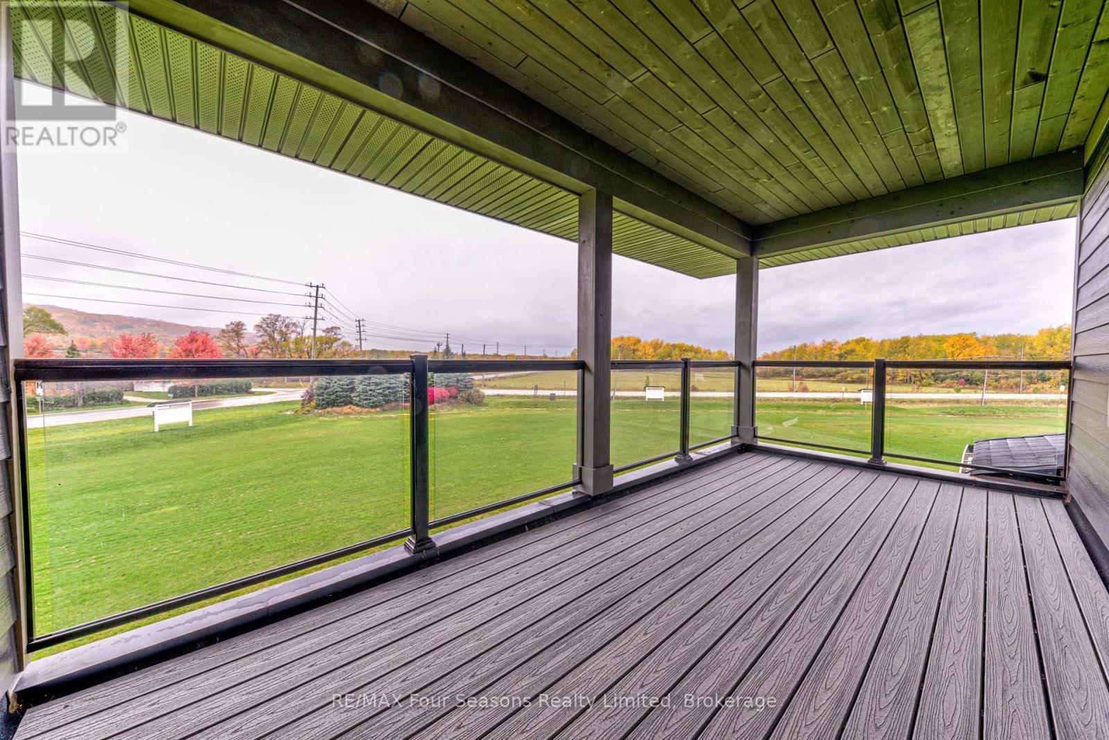 9 Windrose Valley Boulevard, Clearview, ON - Outdoor With Deck Patio Veranda With Exterior