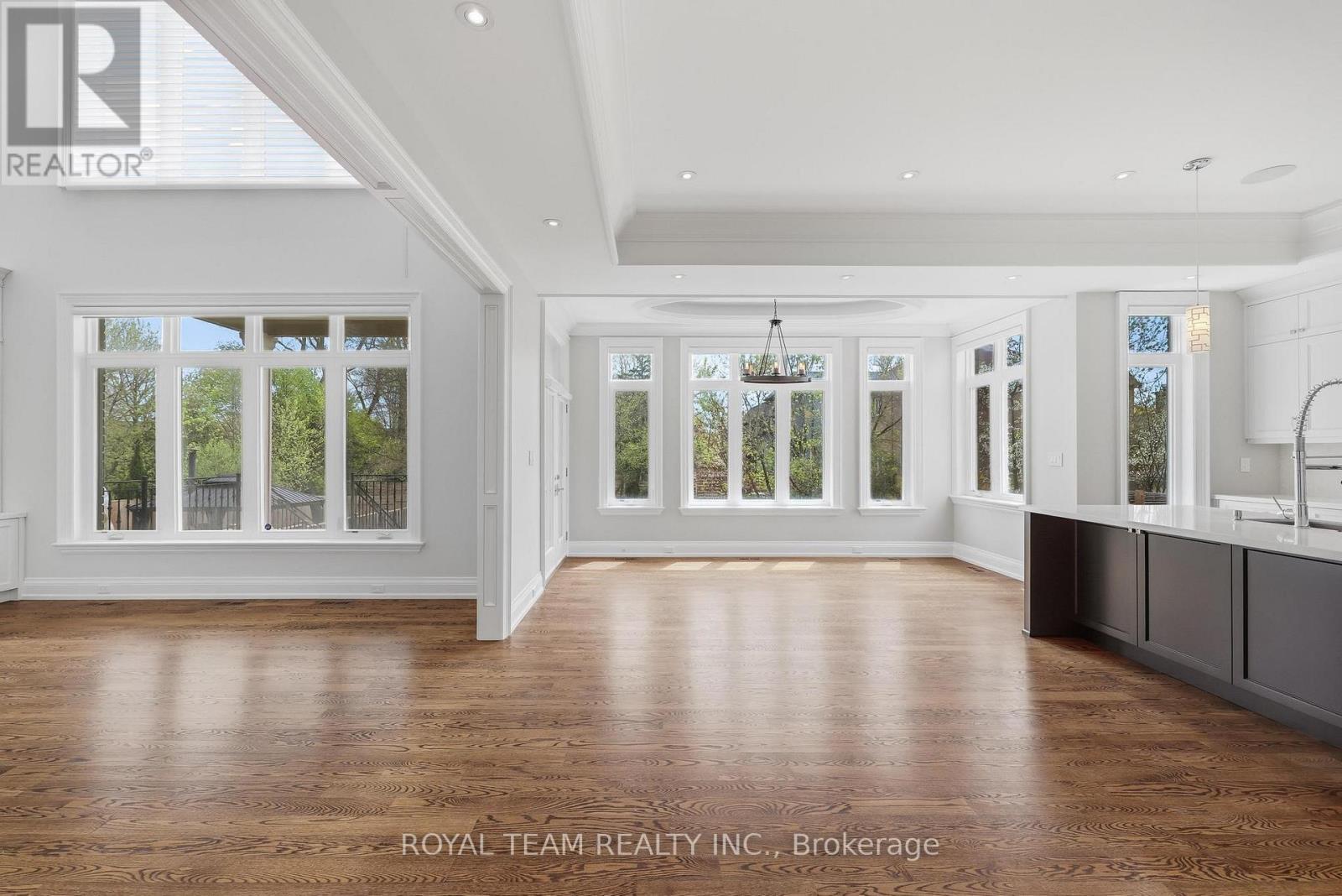 130 Elmwood Avenue, Richmond Hill, ON - Indoor