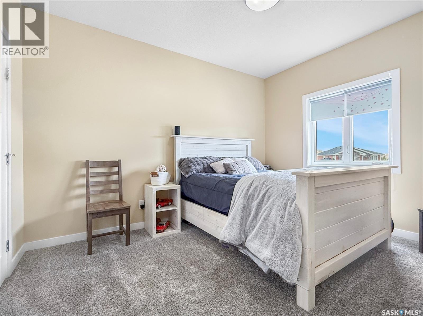 137 Valley Park Place, Swift Current, SK - Indoor Photo Showing Bedroom