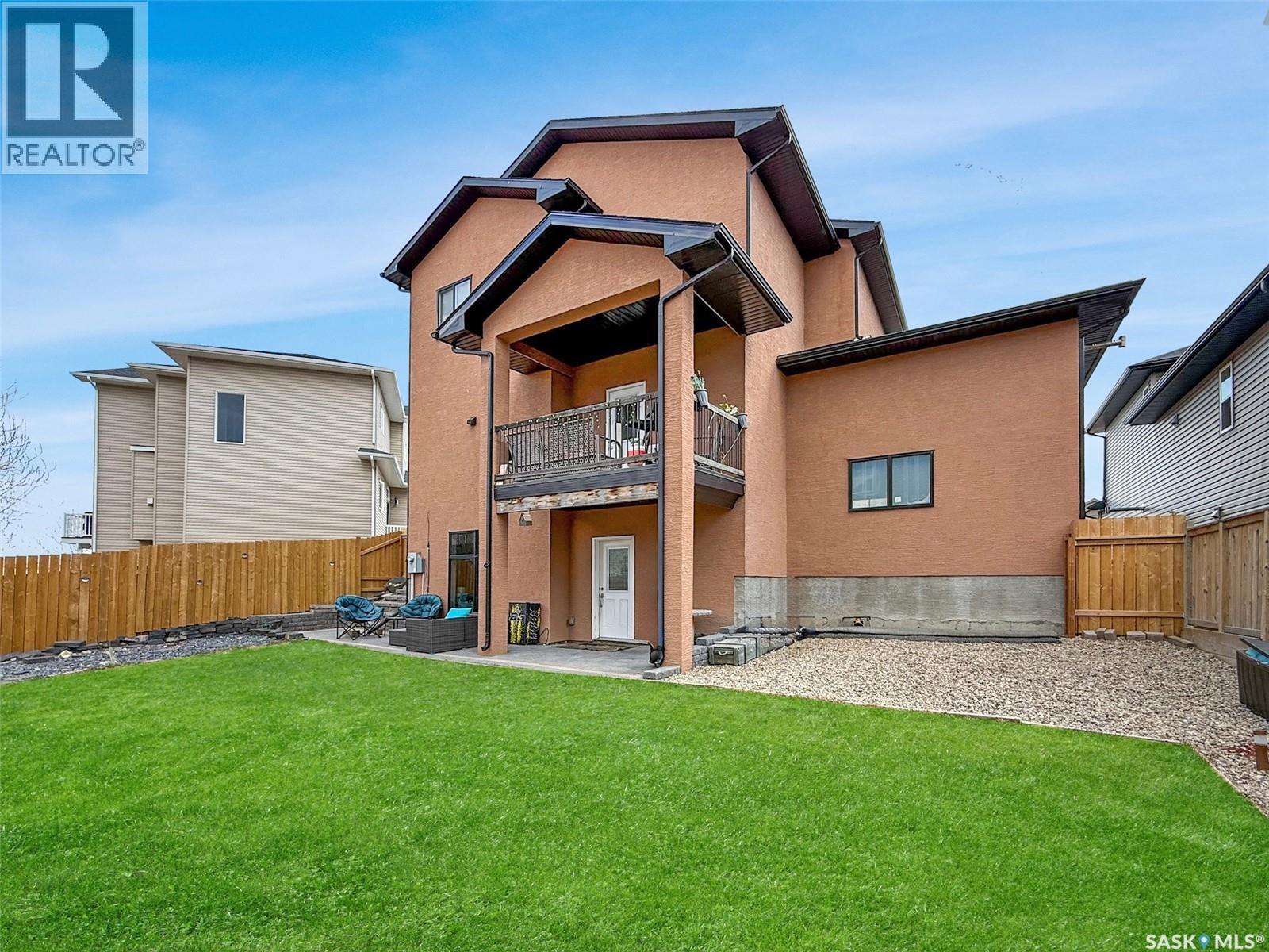 137 Valley Park Place, Swift Current, SK - Outdoor With Balcony With Exterior
