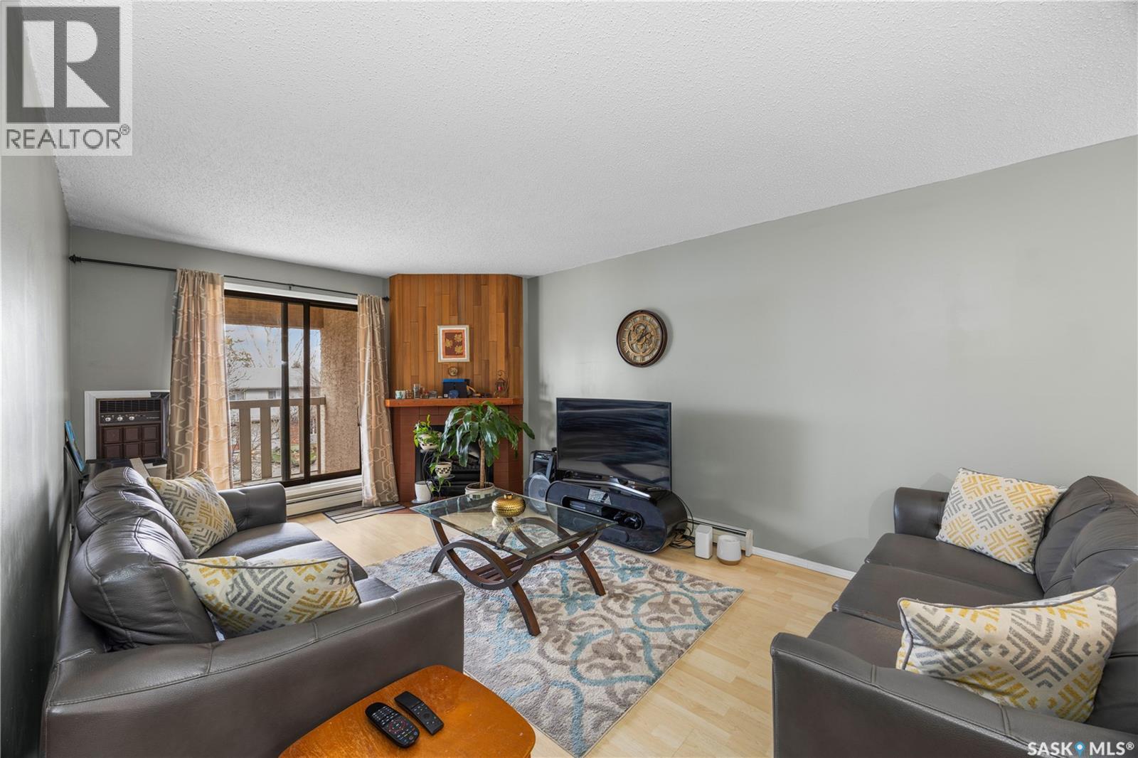 236 310 Stillwater Drive, Saskatoon, SK - Indoor Photo Showing Living Room