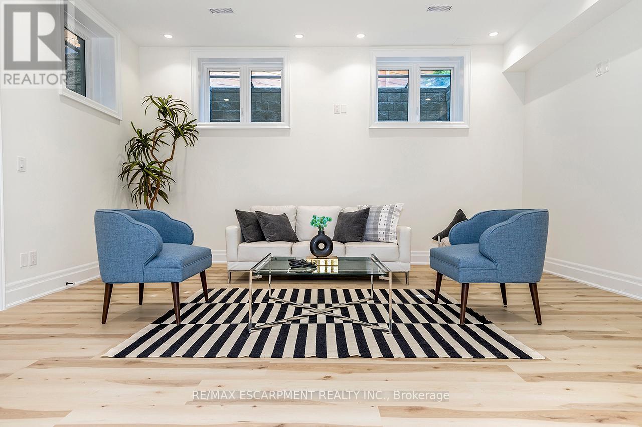 1618 Dogwood Trail, Mississauga, ON - Indoor
