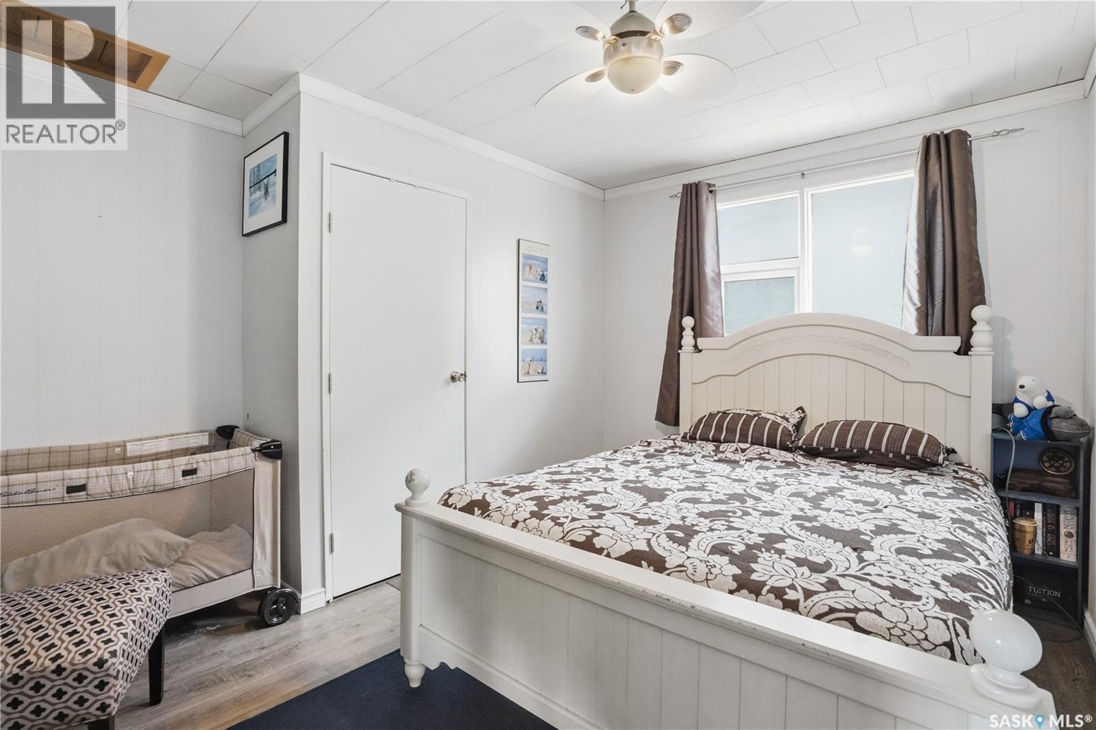 608 Aurora Street, Saskatchewan Beach, SK - Indoor Photo Showing Bedroom