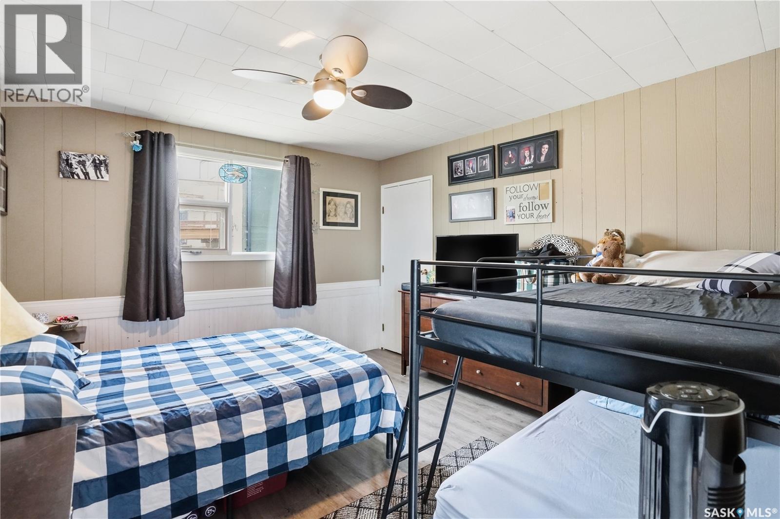 608 Aurora Street, Saskatchewan Beach, SK - Indoor Photo Showing Bedroom