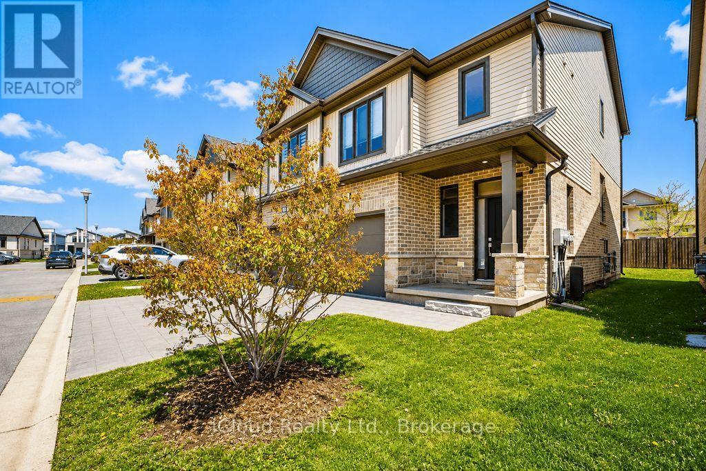 40 - 745 Chelton Road, London South, ON - Outdoor