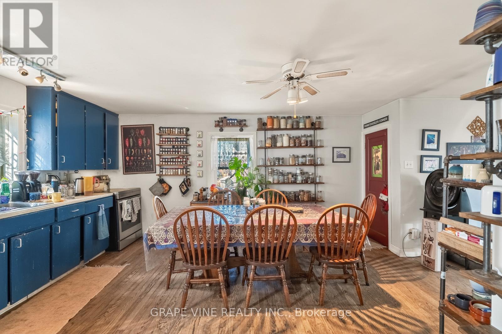 388 Berkley Avenue, Ottawa, ON - Indoor Photo Showing Dining Room