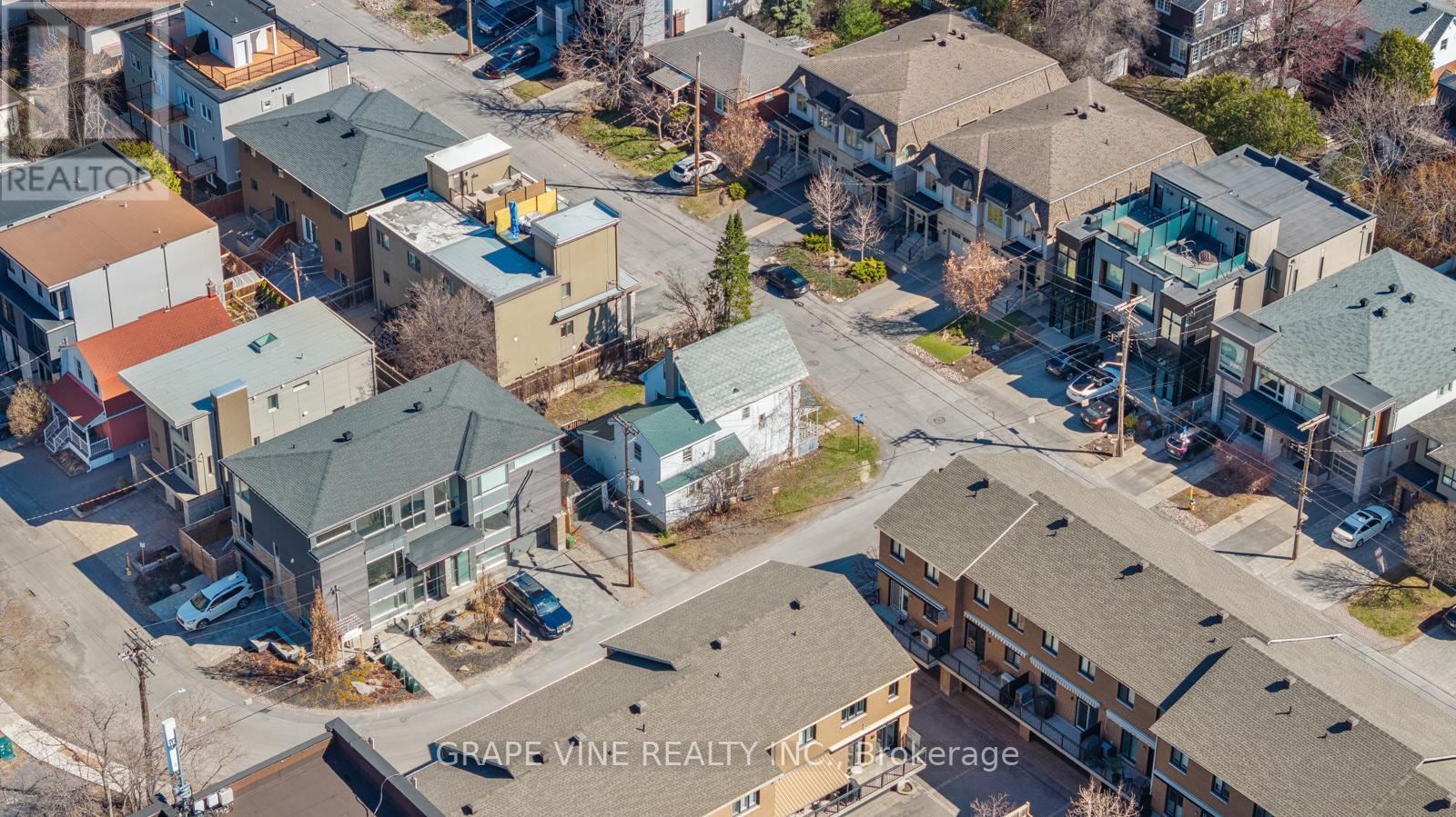 388 Berkley Avenue, Ottawa, ON -