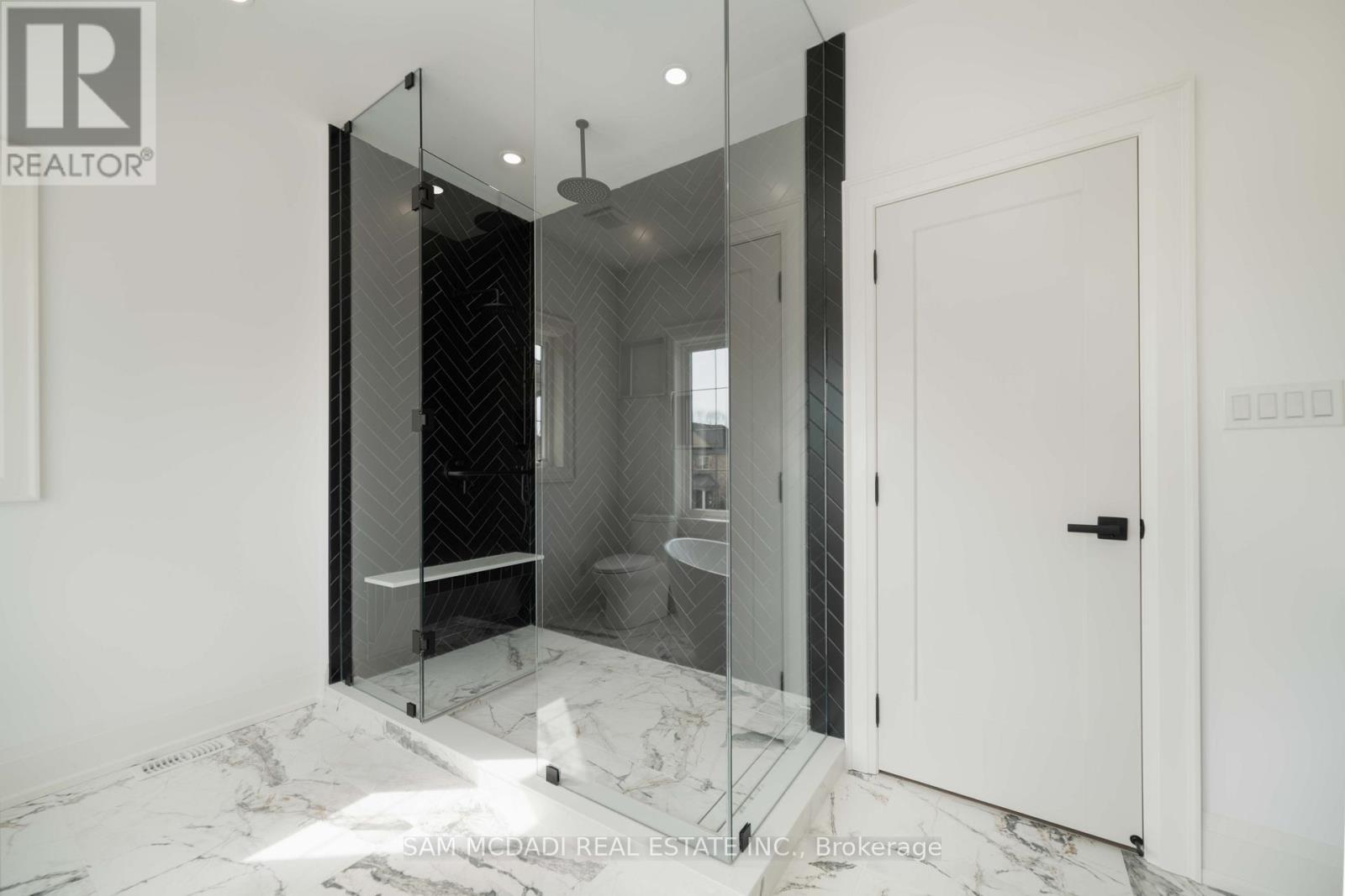 451C Montreal Circle, Hamilton, ON - Indoor