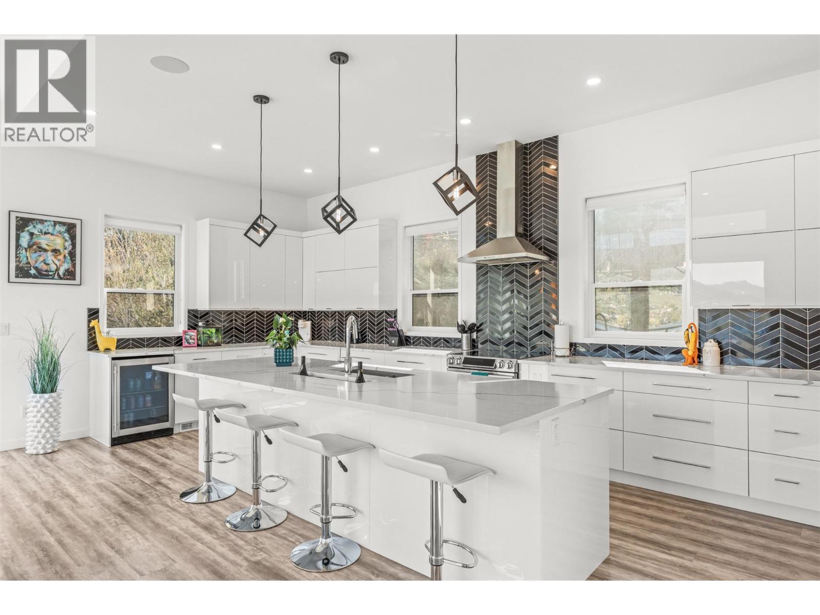 7938 Graystone Drive, Coldstream, BC - Indoor Photo Showing Kitchen With Upgraded Kitchen