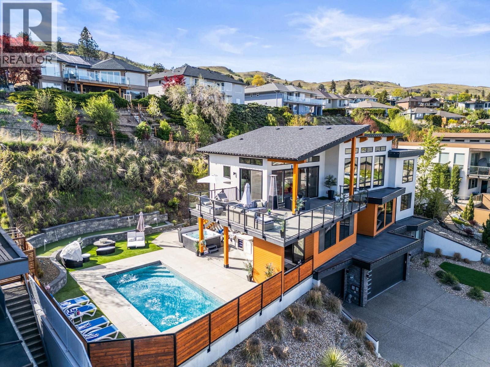 7938 Graystone Drive, Coldstream, BC - Outdoor