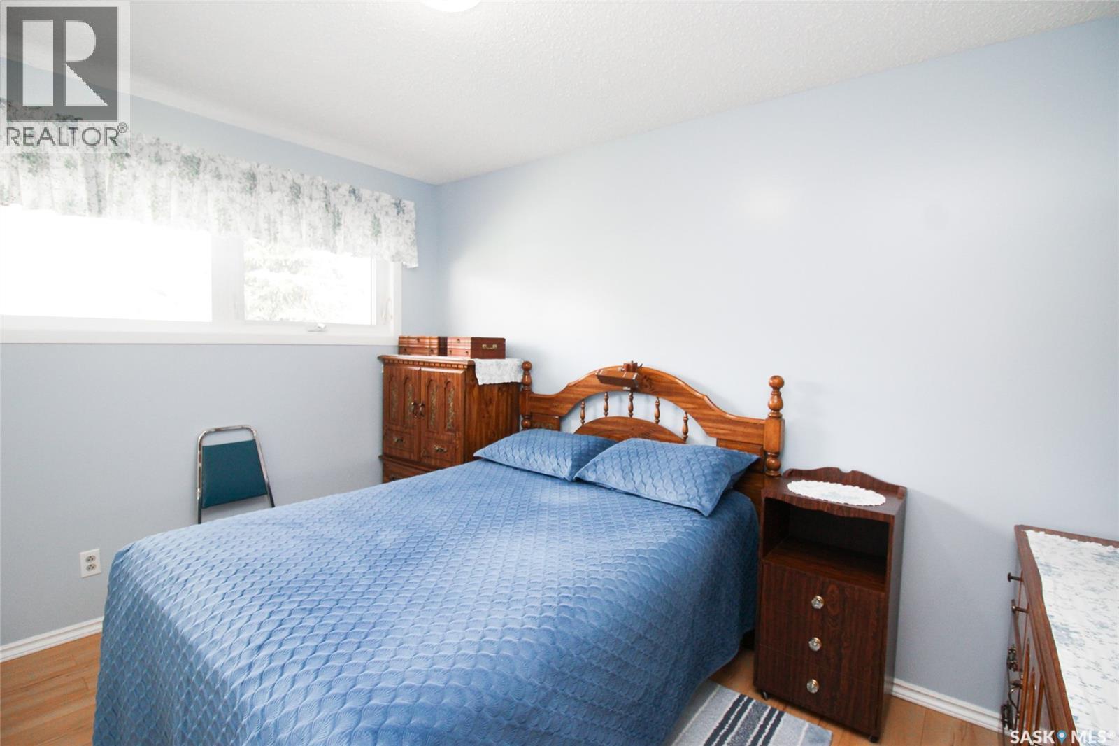 435 3Rd Avenue E, Shaunavon, SK - Indoor Photo Showing Bedroom