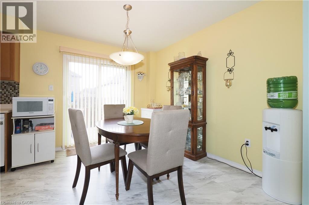 14 Brookfield Crescent, Kitchener, ON - Indoor Photo Showing Dining Room