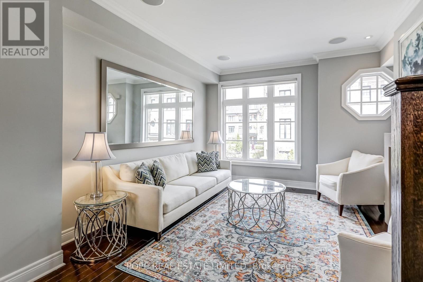 21 Ruby Lang Lane, Toronto, ON - Indoor Photo Showing Living Room