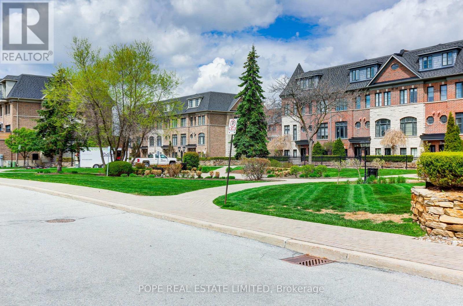 21 Ruby Lang Lane, Toronto, ON - Outdoor With Facade