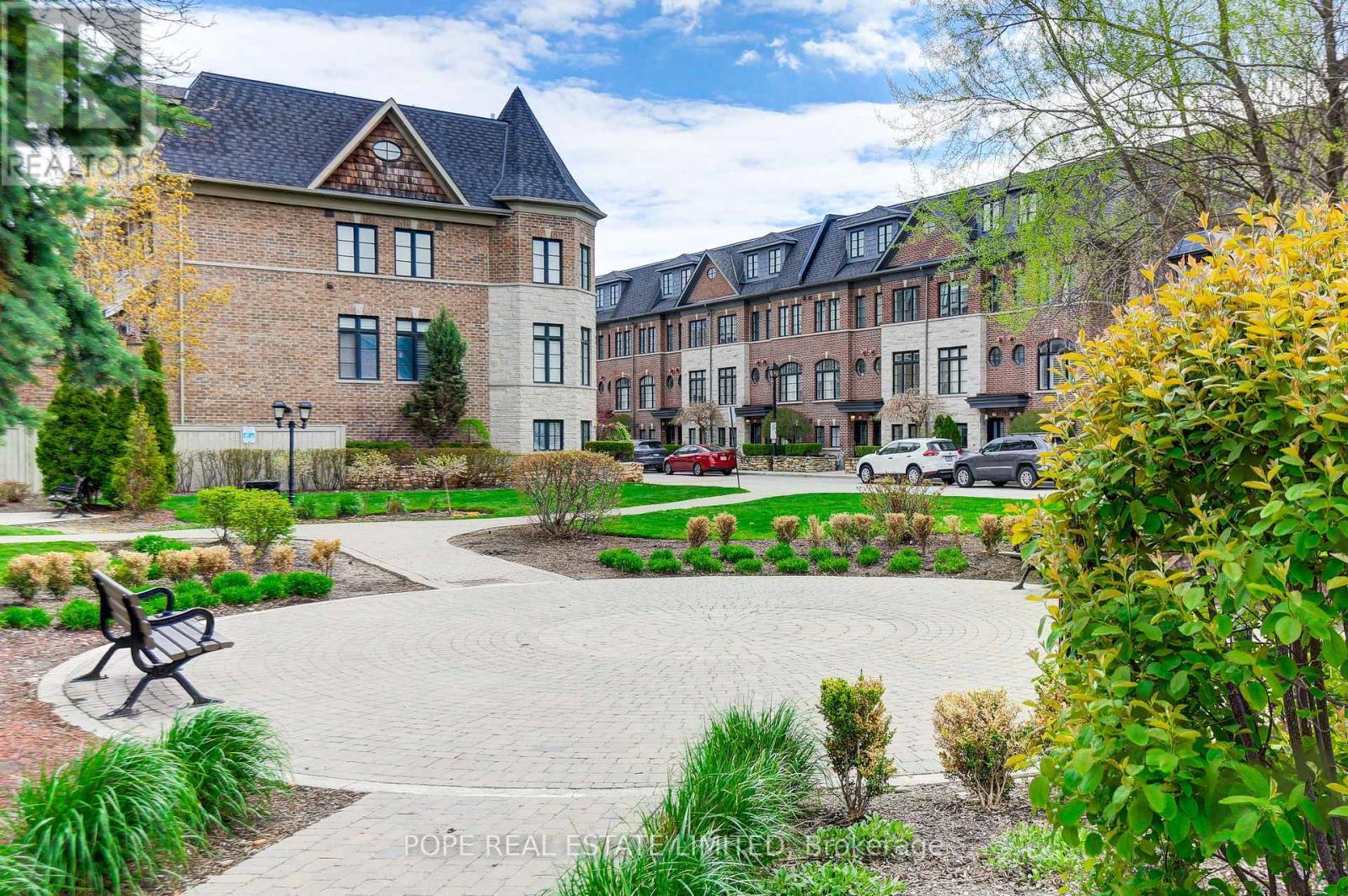 21 Ruby Lang Lane, Toronto, ON - Outdoor