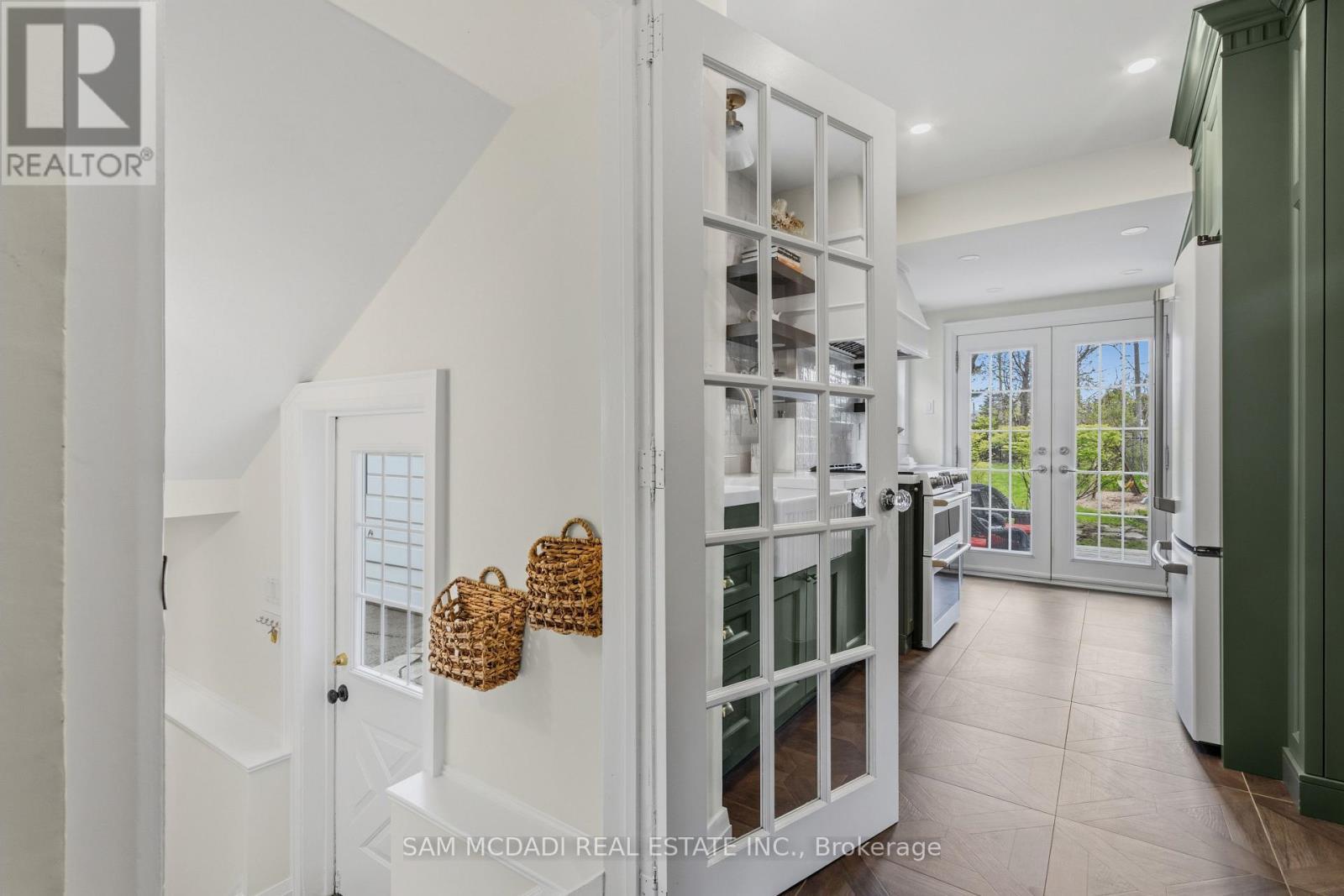 1296 Clarkson Road N, Mississauga, ON - Indoor Photo Showing Other Room
