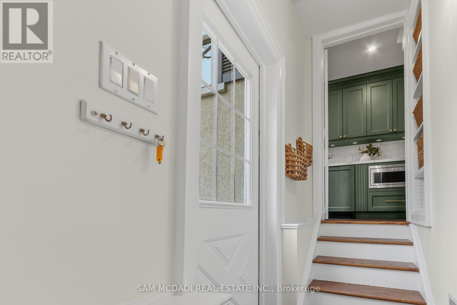 1296 Clarkson Road N, Mississauga, ON - Photo Showing Other Room