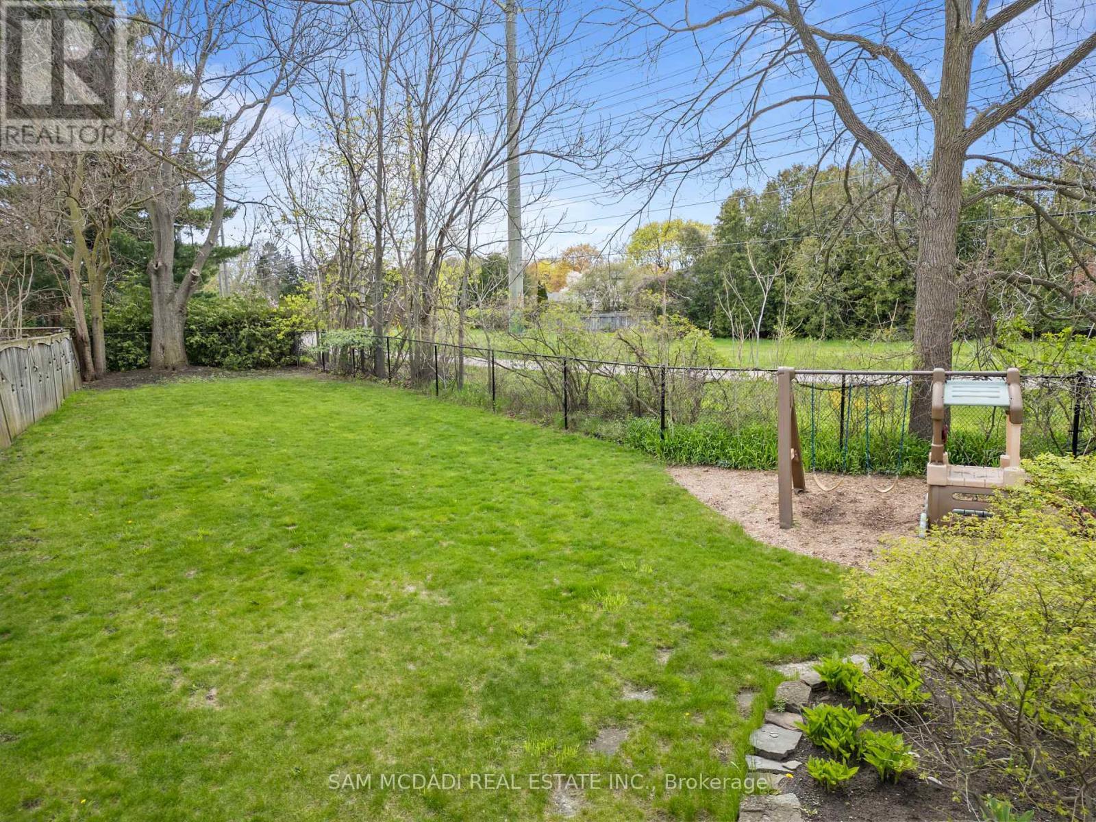 1296 Clarkson Road N, Mississauga, ON - Outdoor