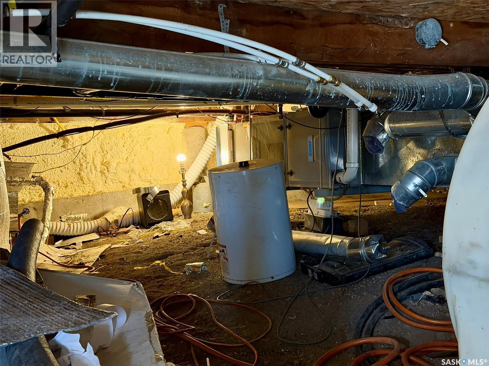 610 Aurora Street, Saskatchewan Beach, SK - Indoor Photo Showing Basement