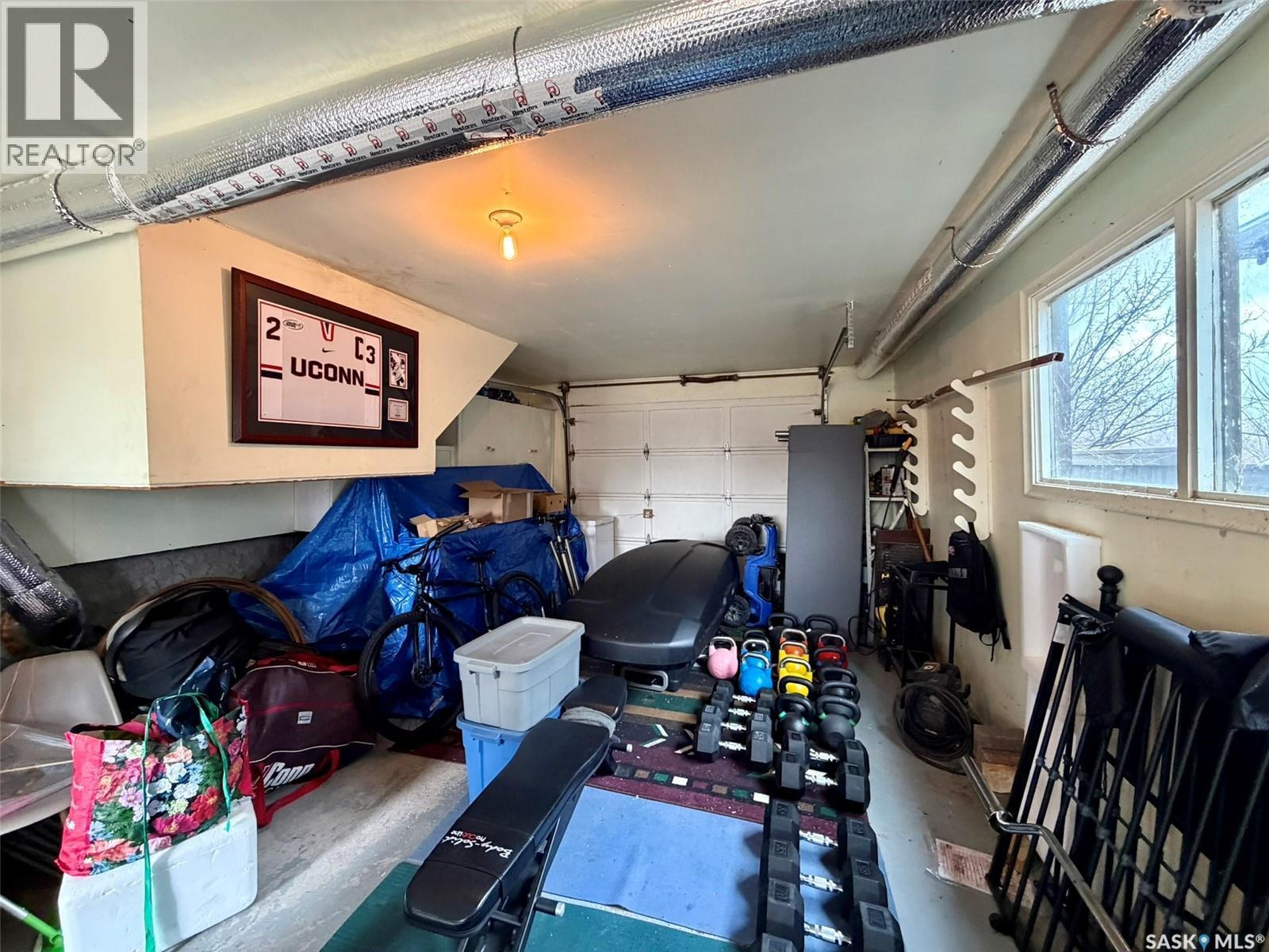 610 Aurora Street, Saskatchewan Beach, SK - Indoor