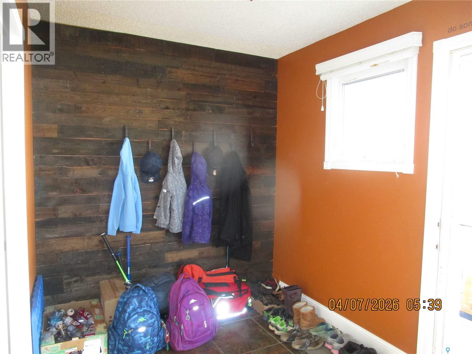 222 Westview Drive, Coronach, SK - Indoor Photo Showing Other Room