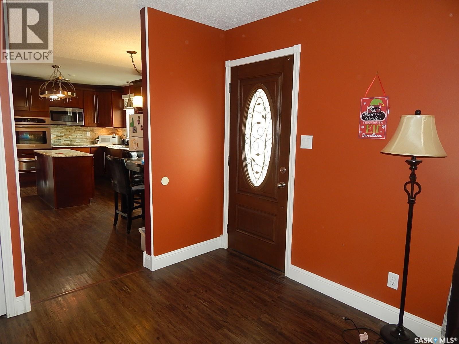 222 Westview Drive, Coronach, SK - Indoor