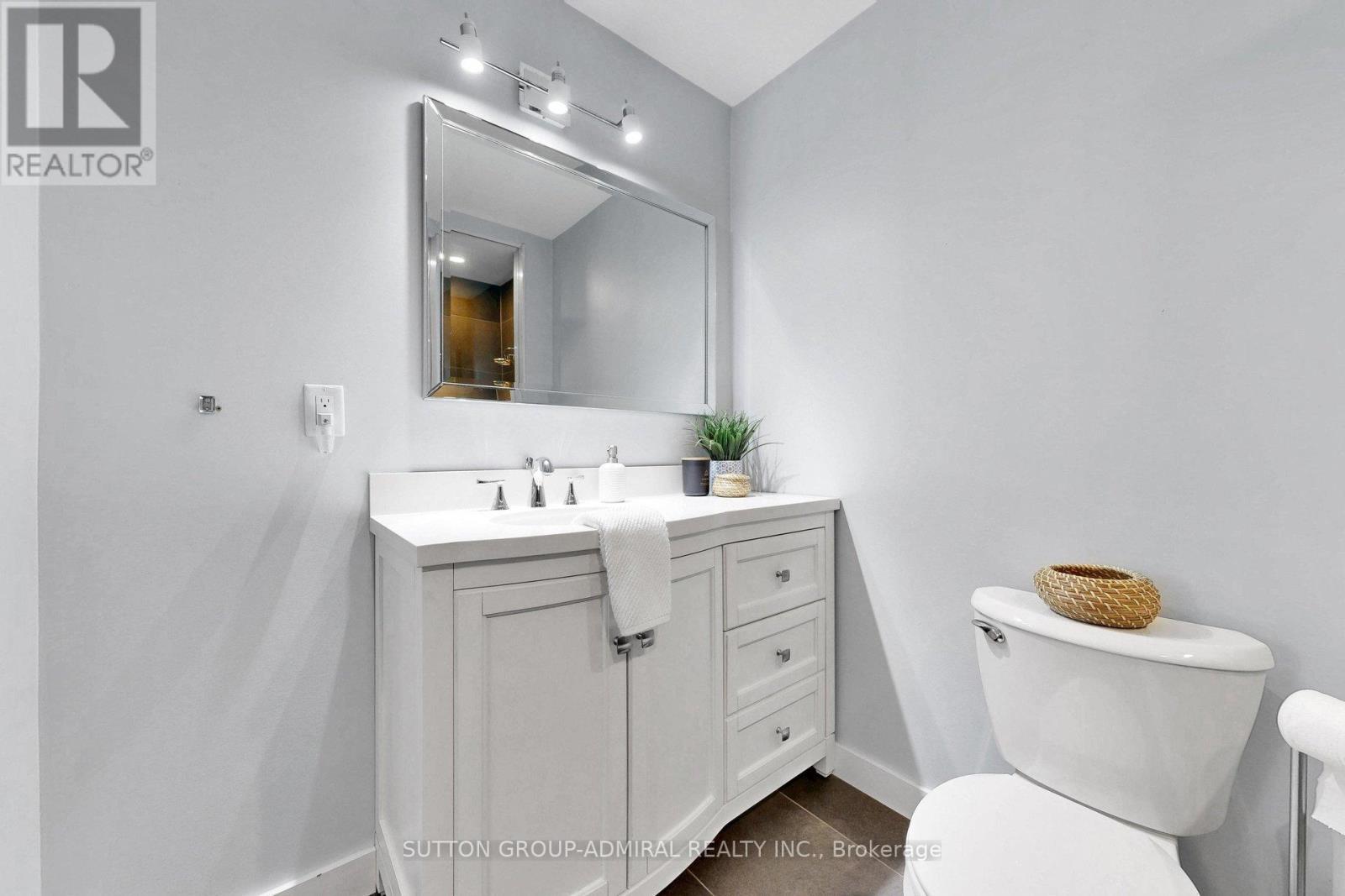 14 Windham Crescent, Clarington, ON - Indoor Photo Showing Bathroom